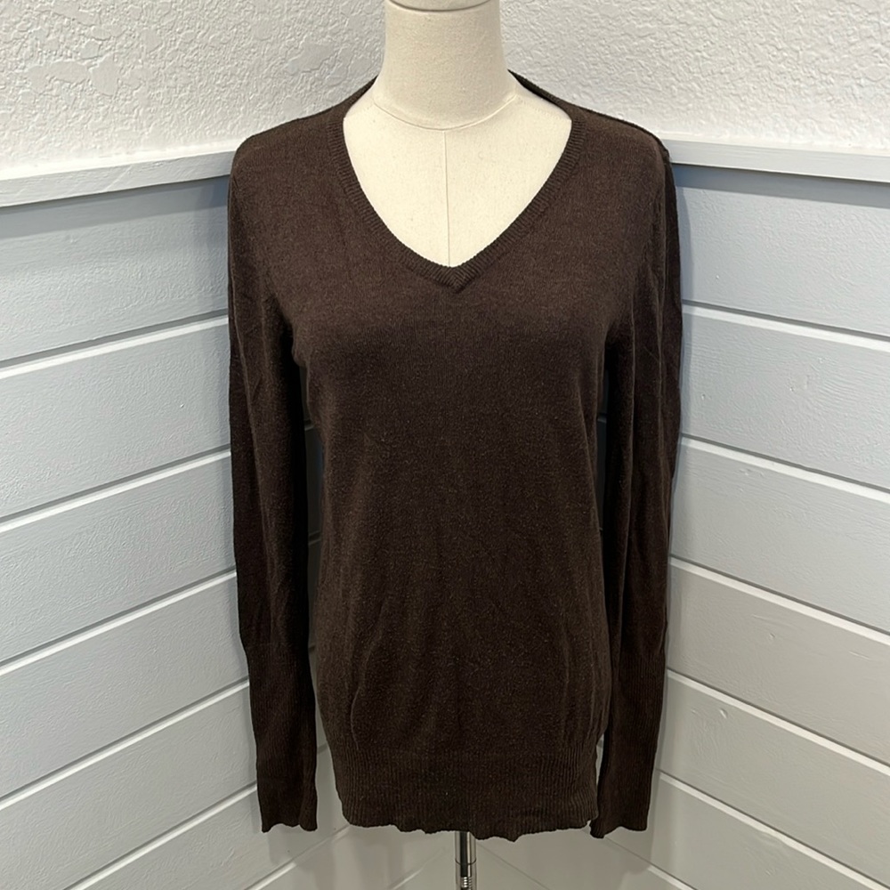 Mossimo long sleeve light sweater size M